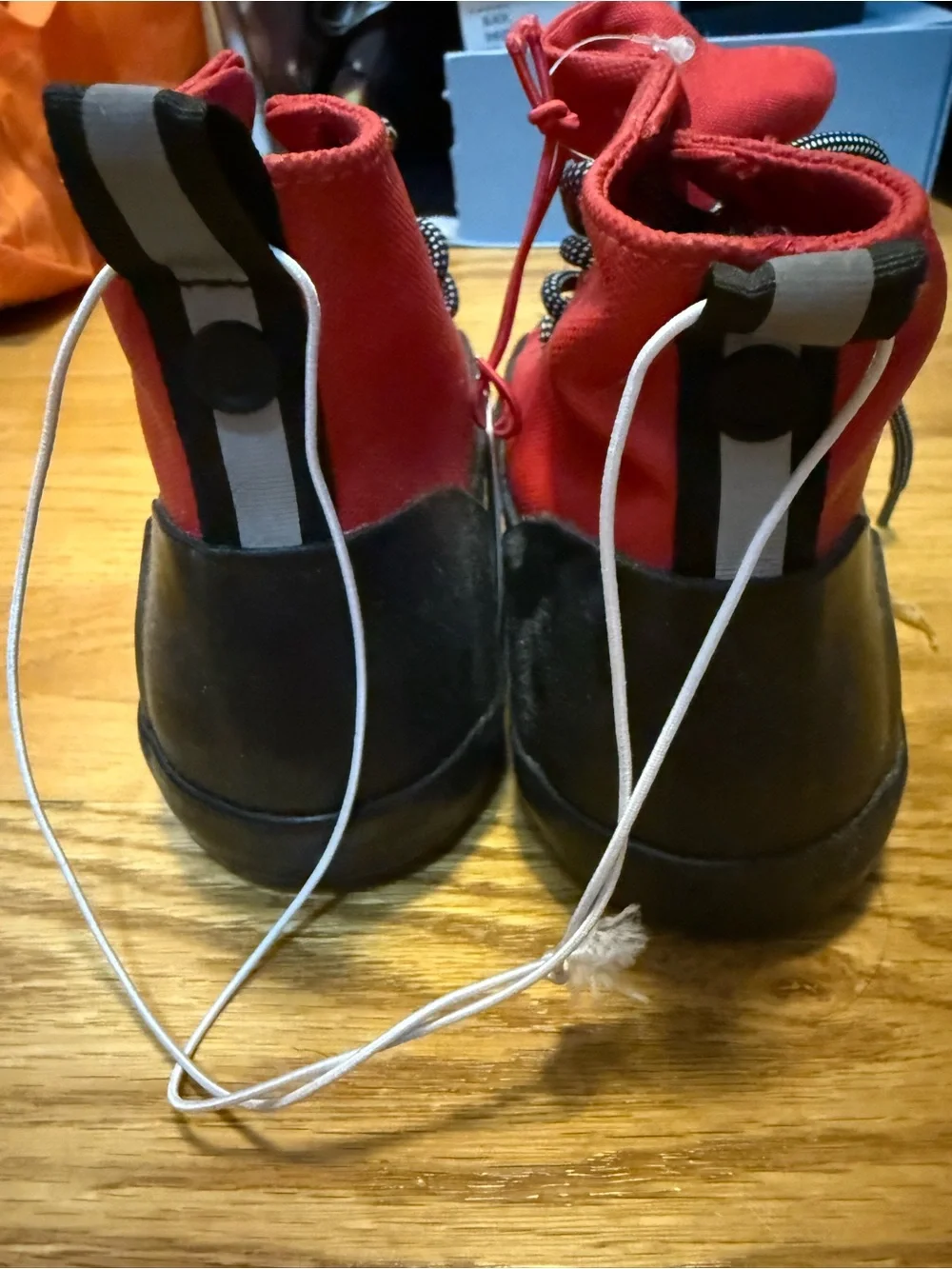 NWT Hunter For Target Kids Water Repellent Canvas Sneakers - Kids Size 4